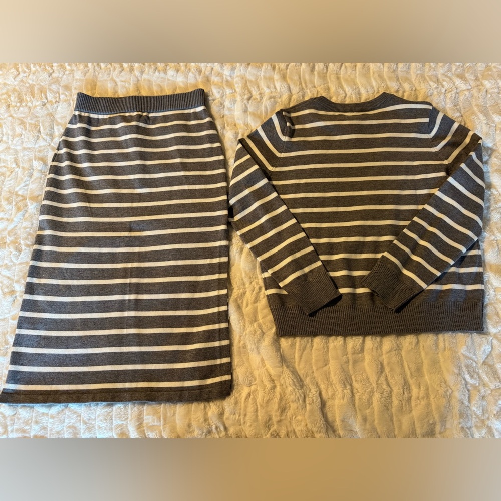 NWT Striped Gray And White Knit Skirt and Top Set - Picture 2 of 11